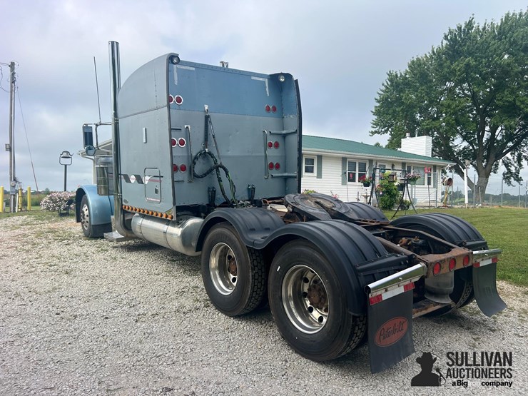 2003-peterbilt-379-image-7