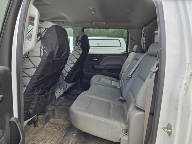2016-chevrolet-2500hd-image-47