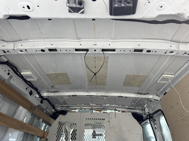 2015-ford-transit-image-12