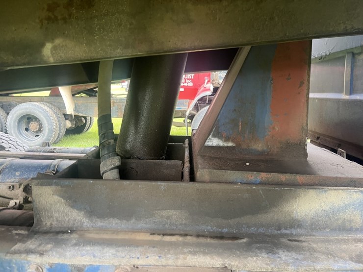 1986-mack-dm686s-image-53