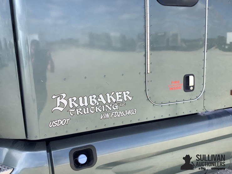 2015-peterbilt-579-image-12