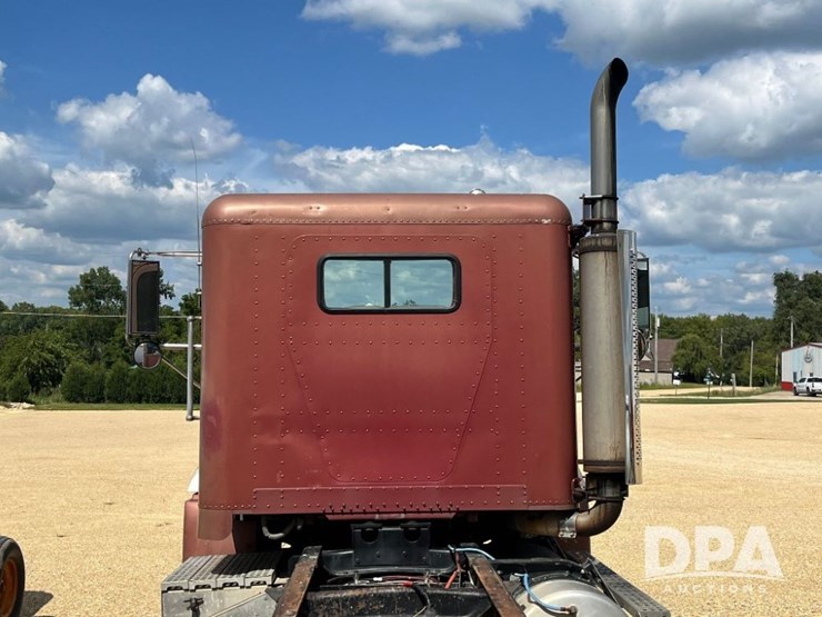 1991-freightliner-truck-(jn2955,-unit-758)-image-44