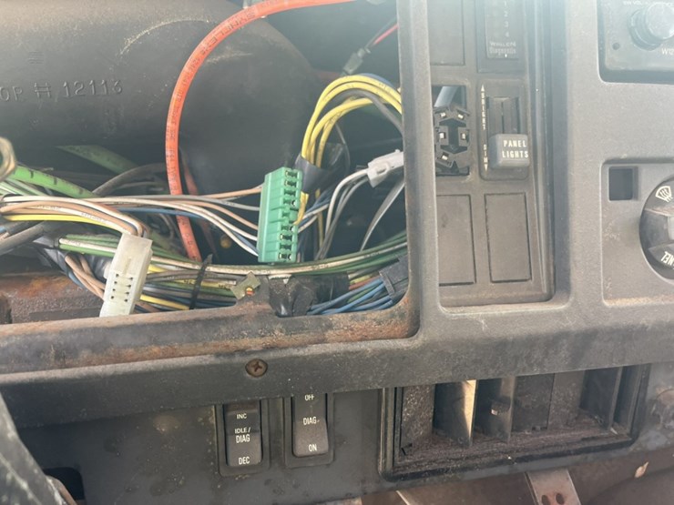 1997-cummins-m11-image-60