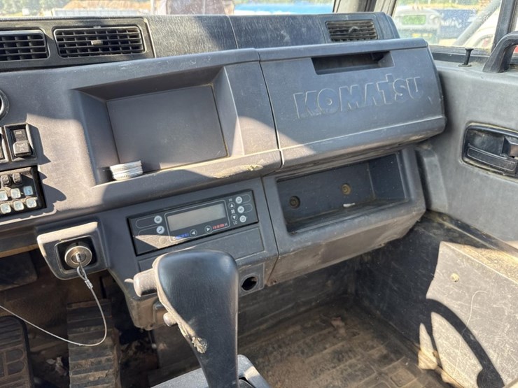 komatsu-hm400-2-image-30