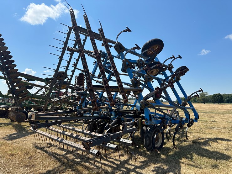 #32187-•-tiger-mate-26'-field-cultivator-image-3