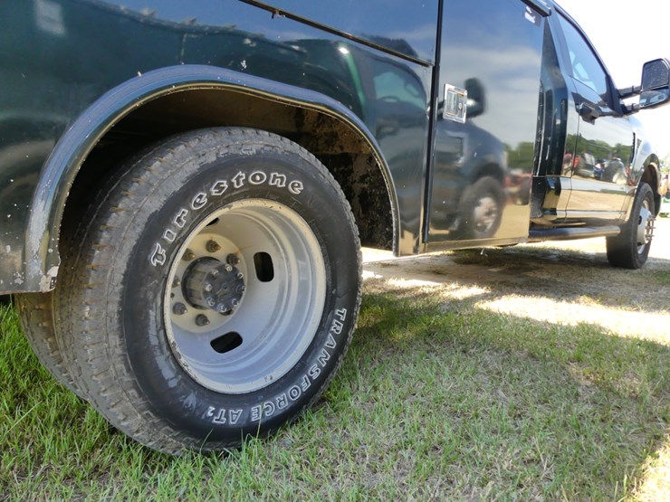 2019-ford-f350-xl-image-8