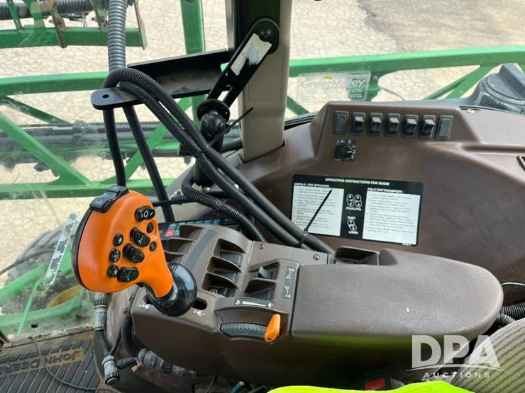 2012-john-deere-4630-image-37