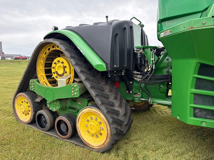 2019-john-deere-9570rx-image-10