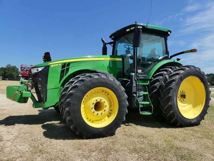 john-deere-8345r-image-1
