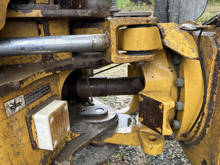 2014-deere-460e-image-22