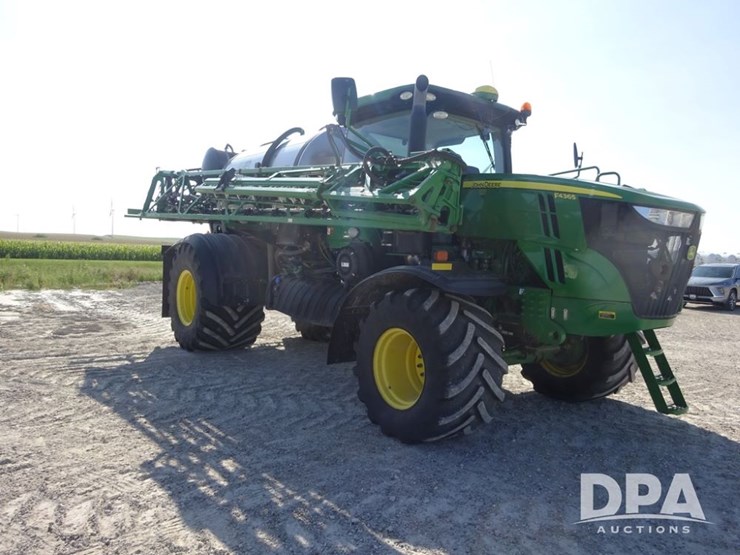 2020-john-deere-f4365-image-12