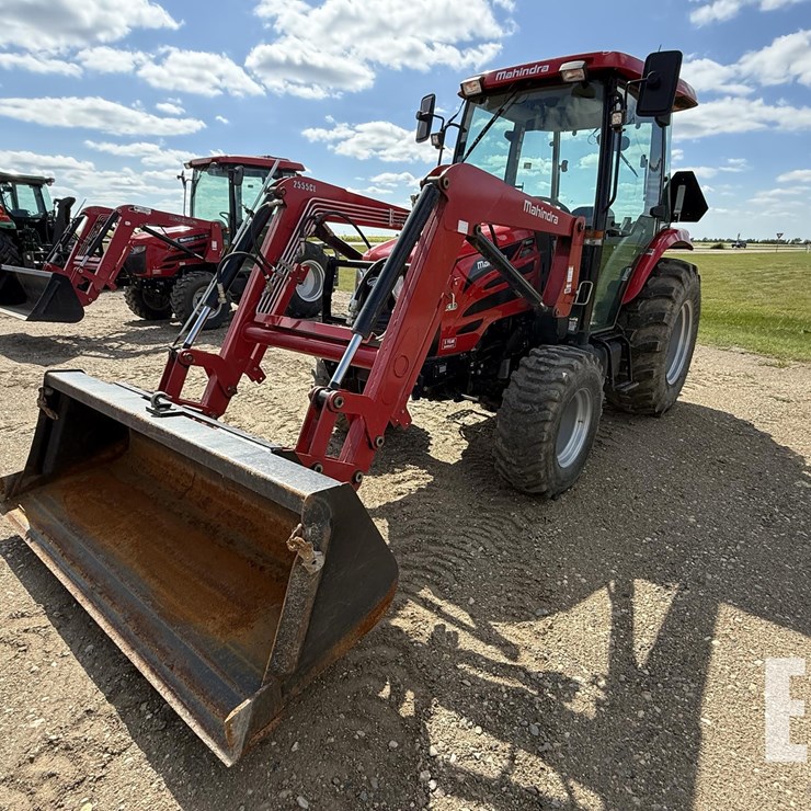 2015 MAHINDRA 2555 HST