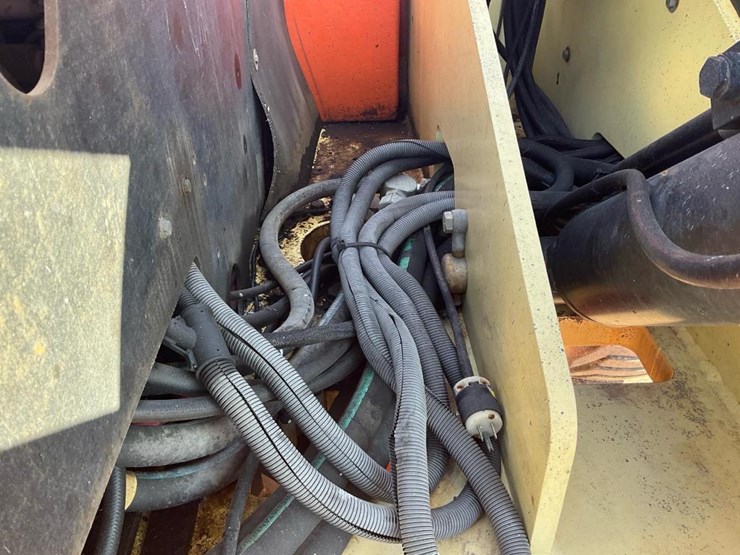 2008-jlg-450aj-image-29