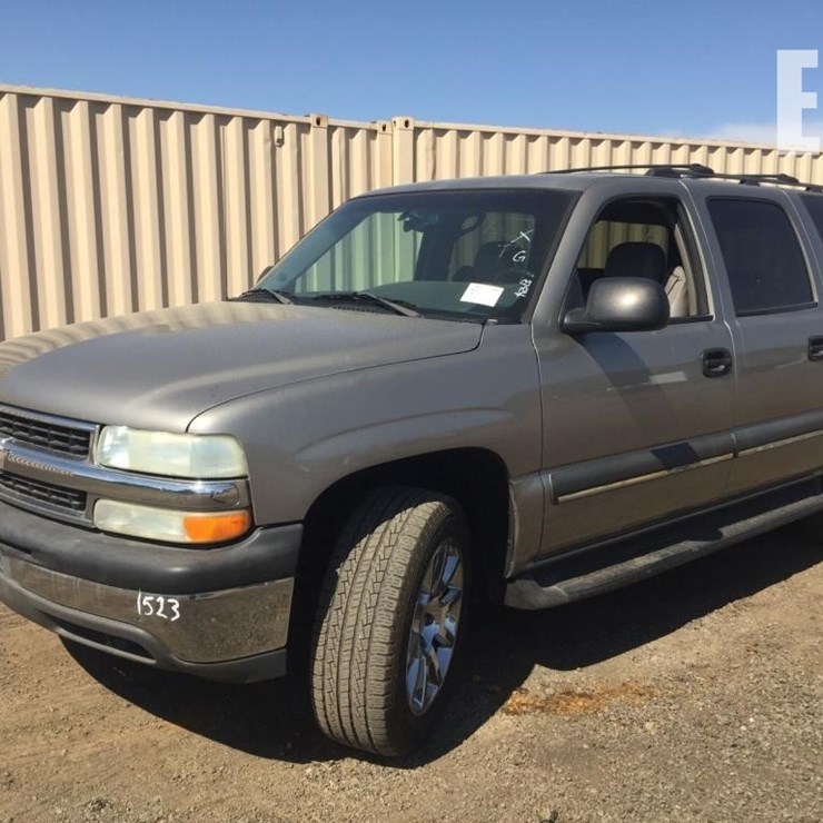 2003 CHEVROLET SUBURBAN
