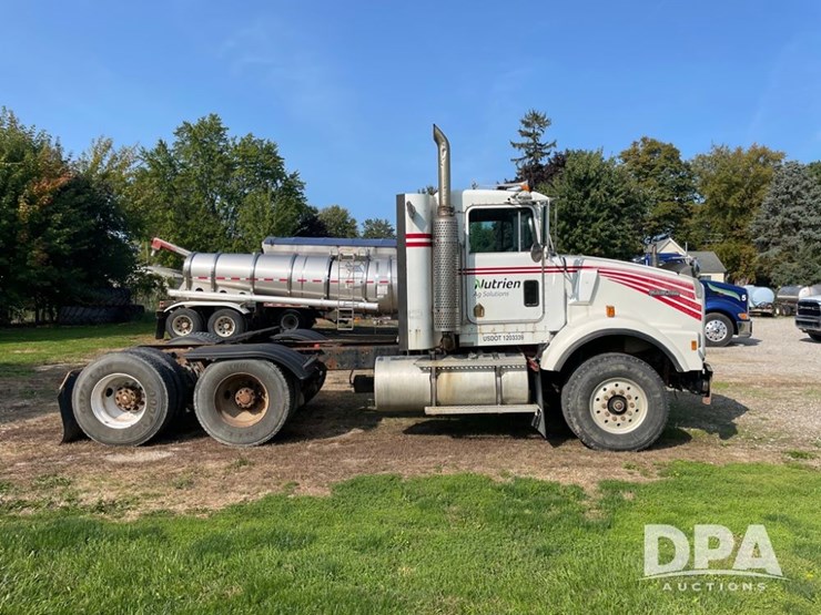 1995-kenworth-t800-image-3