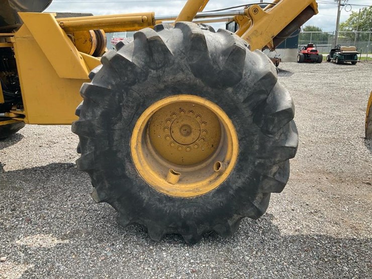 1985-deere-648d-image-31