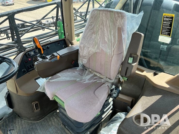 2014-john-deere-4730-image-58