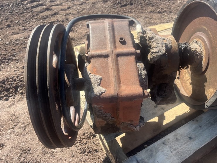 #1566-•-approx-26"-belt-roller-image-8