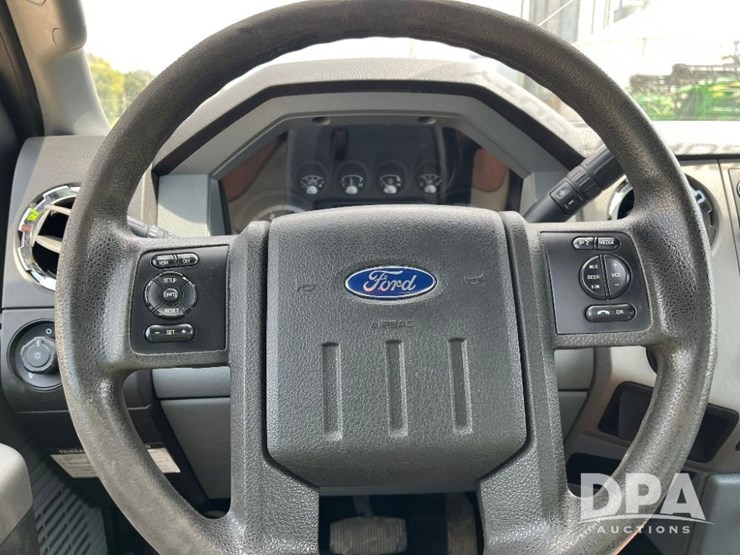 2013-ford-f250-xlt-image-50