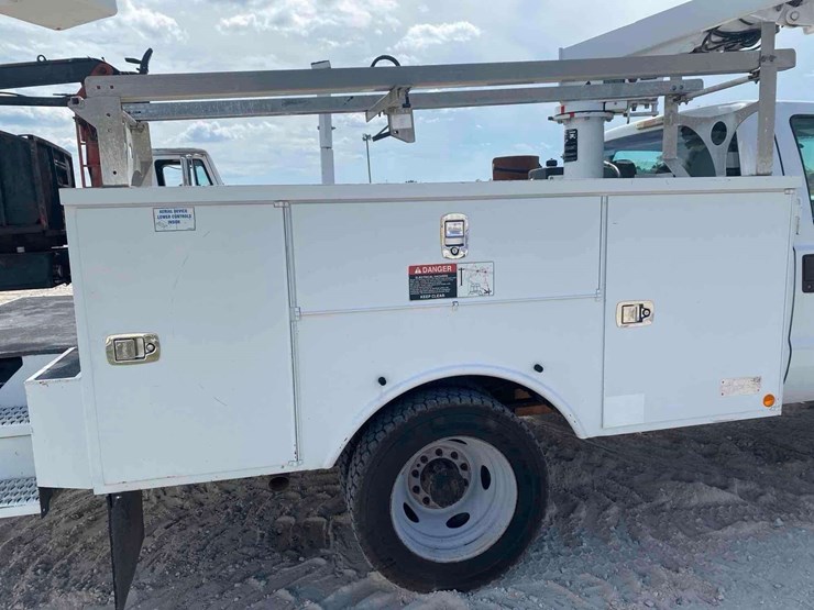 2014-altec-at200a-image-22