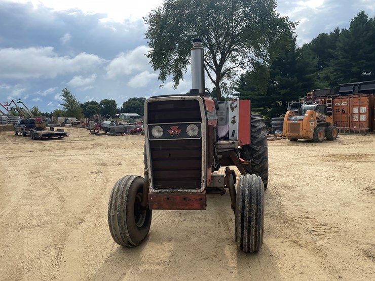 massey-ferguson-2705-image-2