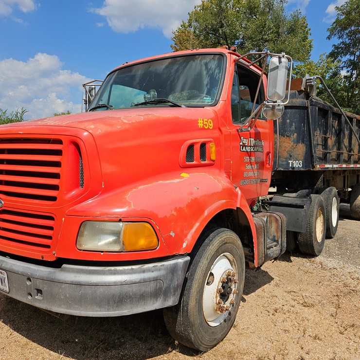 2000 STERLING A9500