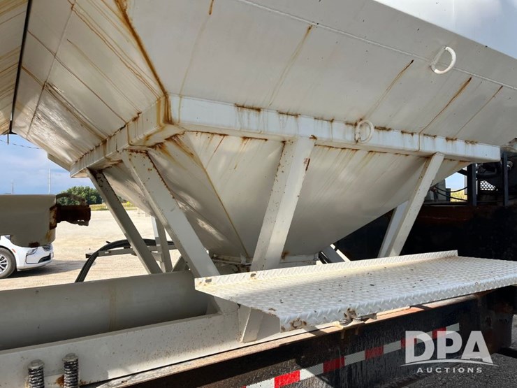 2012-b&b-dry-tender-trailer-(jn2959,-unit-1241)-image-22