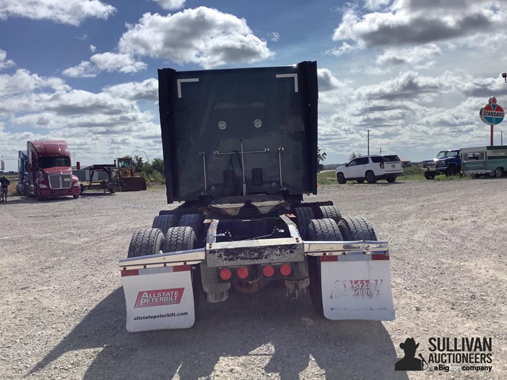 2015-peterbilt-579-image-6