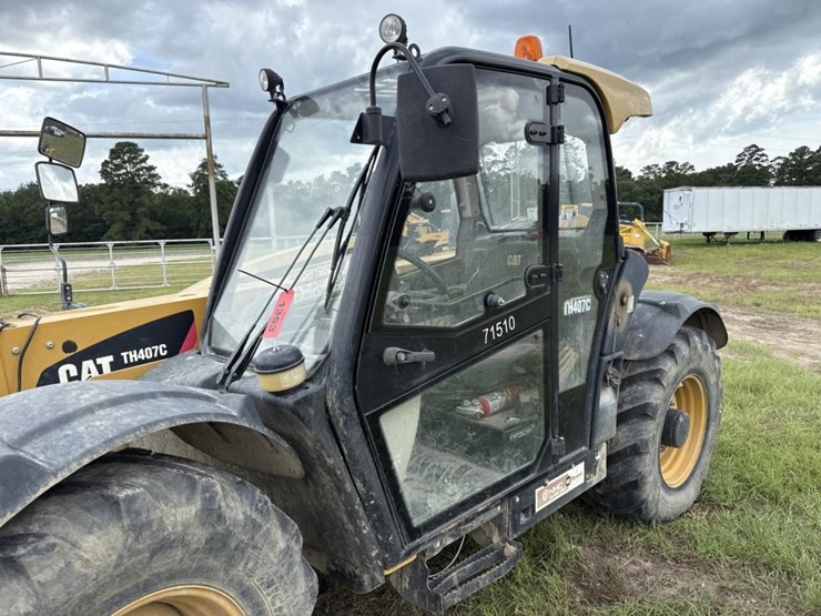 caterpillar-th407c-image-30