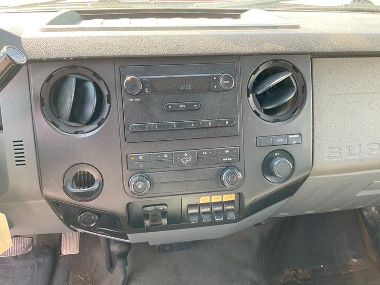 2015-ford-f550-image-96