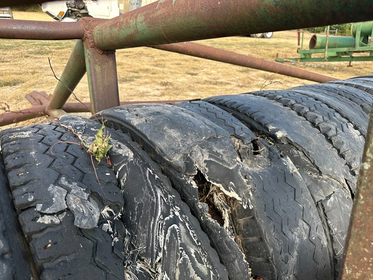 #32197-•-22'-tire-type-packer-image-10