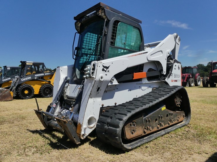 2012-bobcat-t870-image-1