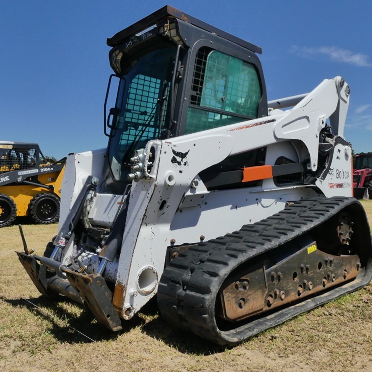 2012 BOBCAT T870