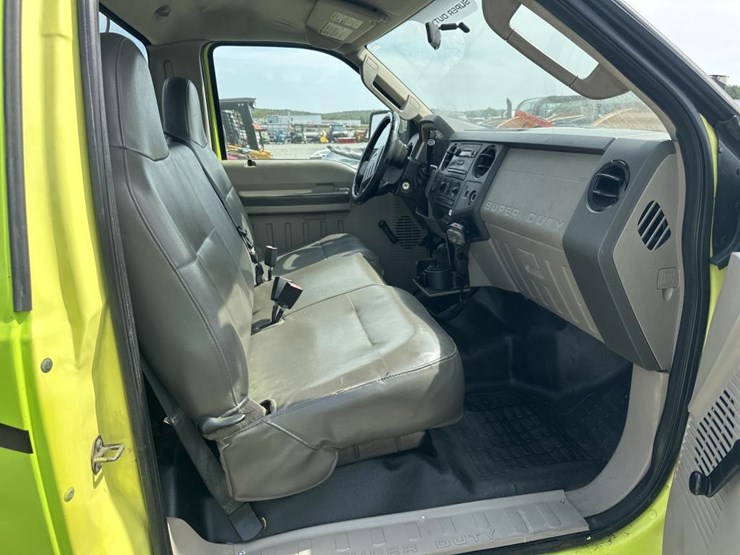 2010-ford-f250-image-26