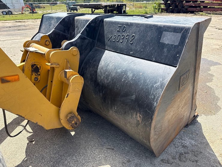 caterpillar-928hz-image-9