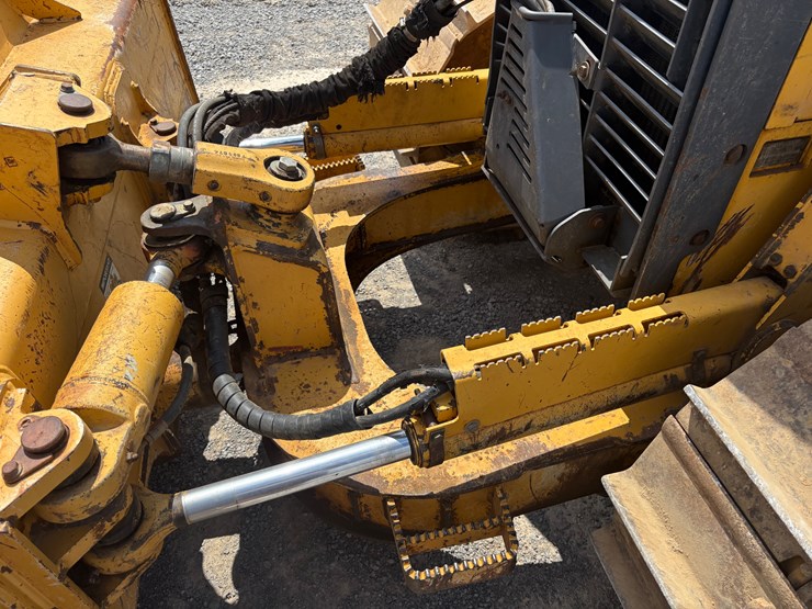 2007-deere-650j-lgp-image-14