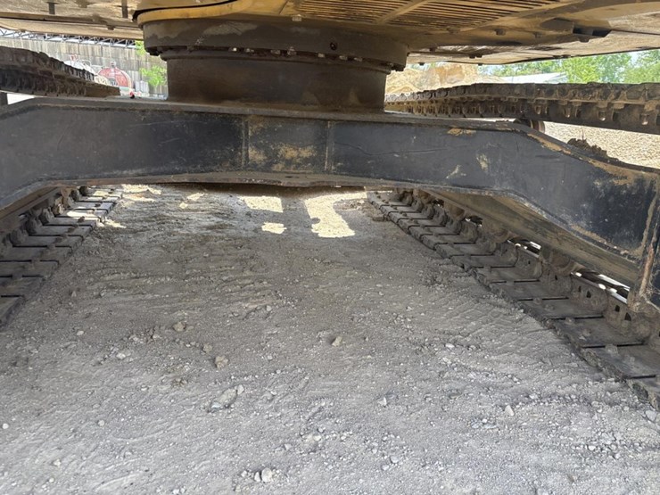 2013-caterpillar-308e2-cr-image-33
