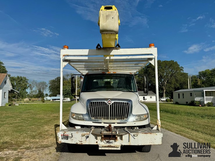 2012-international-durastar-4400-image-2