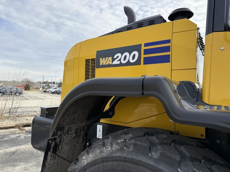 2021-komatsu-wa200-8-image-25