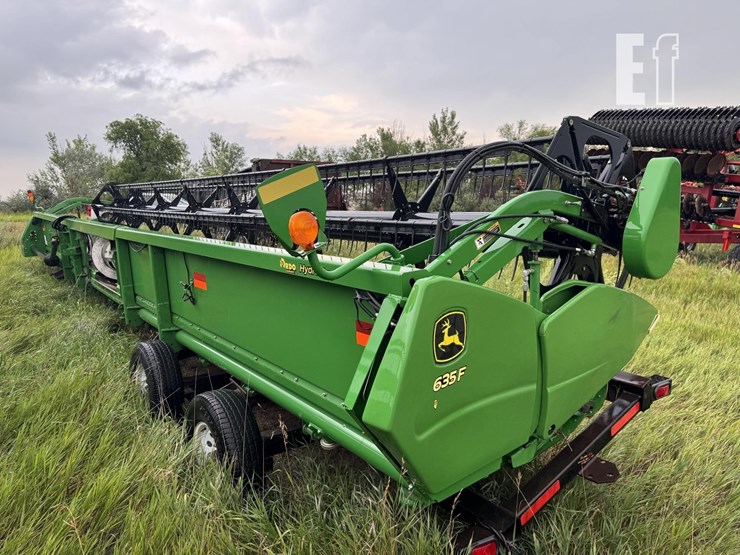 2010-john-deere-635f-image-4