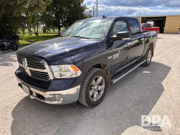 2016-dodge-ram-1500-image-13
