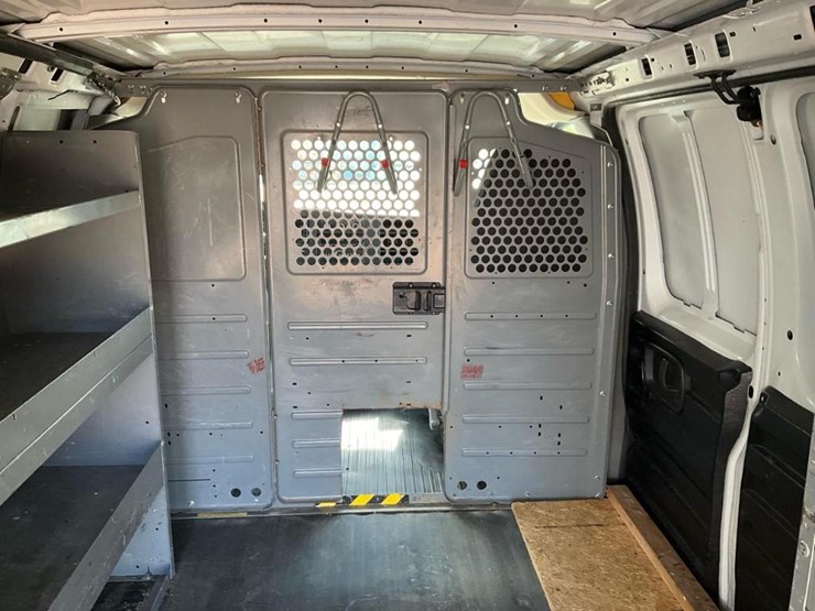 2013-chevrolet-express-g2500-image-73