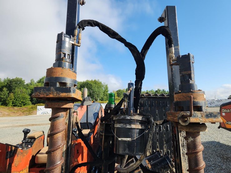2013-ditch-witch-jt25-image-18