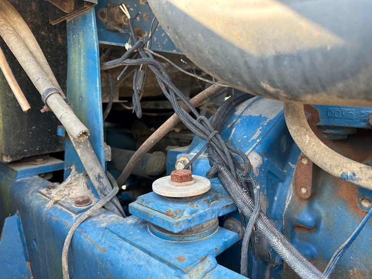 1990-ford-876-image-52
