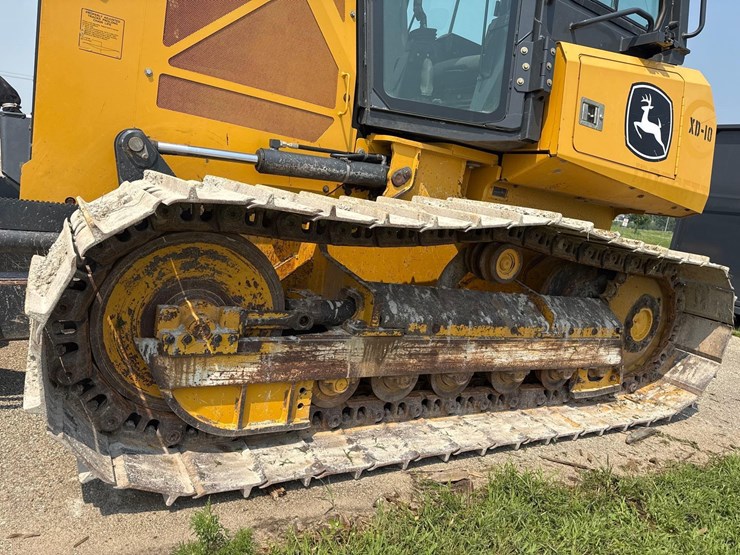 2021-deere-550k-lgp-image-13
