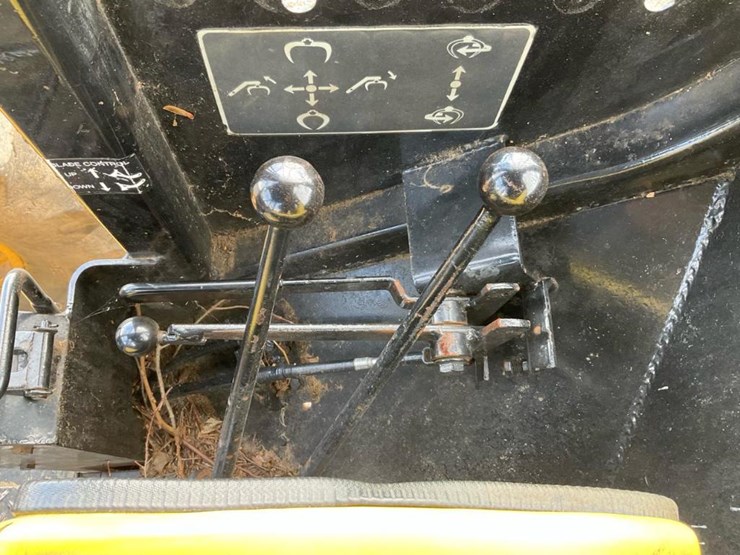 1985-deere-648d-image-109