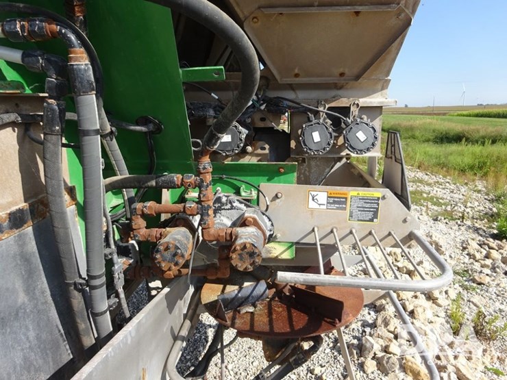 2020-john-deere-2020-image-26
