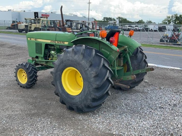 1980-john-deere-850-image-2