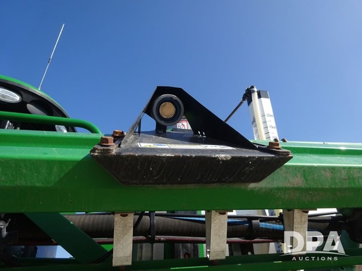 2021-john-deere-f4365-image-74