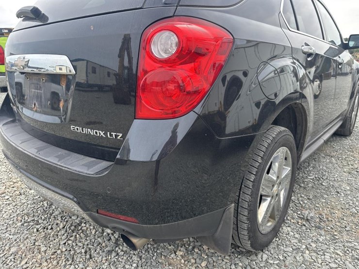 2015-chevrolet-equinox-image-14